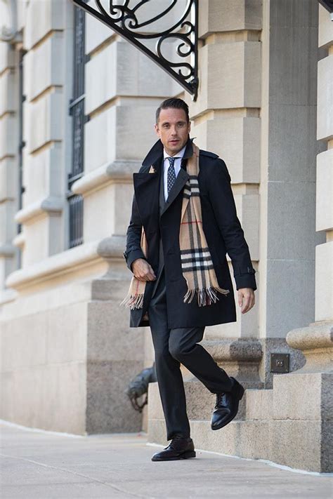 how to wear a mens burberry scarf|burberry scarf designs.